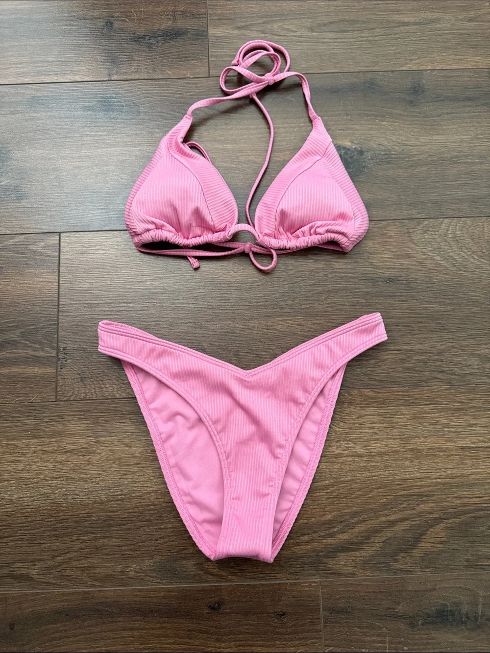 Hollister Pink Ribbed Cheeky Bikini Set NWOT - Picture 3 of 6
